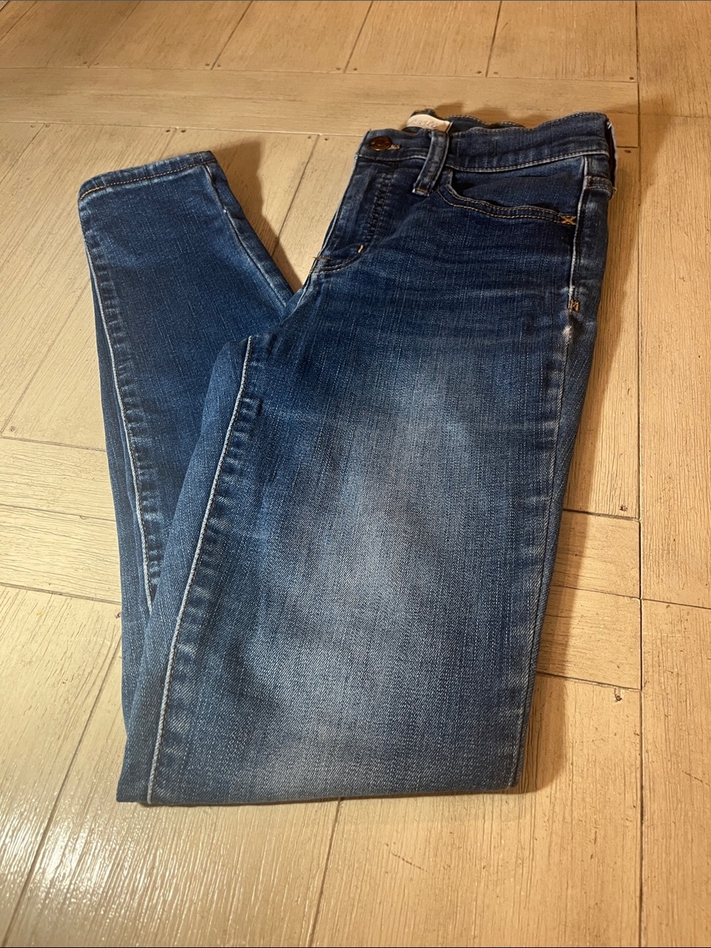 Madewell Skinny Jeans in Medium Blue Wash